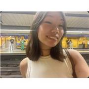 Estudiante de ingeniería de datos con conocimientos de diversos idiomas imparte clases de ciencias